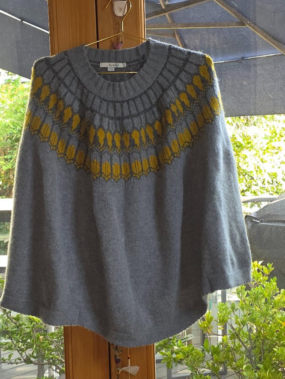 Boden Chelsea Knitted Poncho Capelet